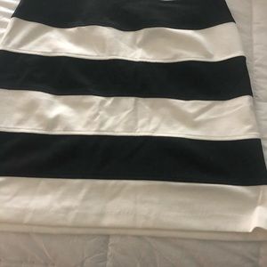 Darjoni skirt